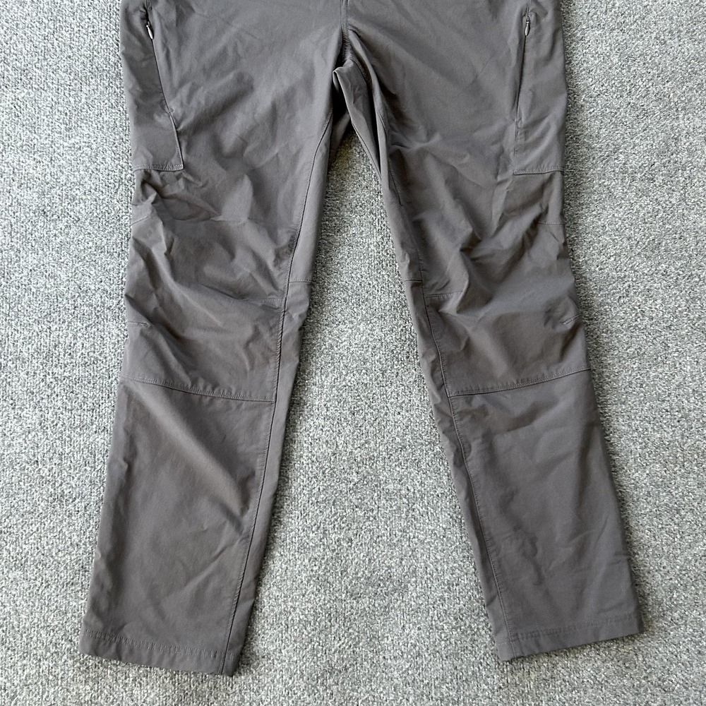 Duluth Trading Co Pants Womens 18x31 Gray Hiking Nylon Stretch Zip Pockets Trail - Picture 9 of 16